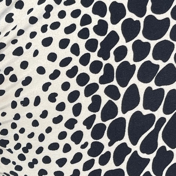 BEACH BUNNY GIRL ON FIRE M/ XL SET - Picture 10 of 12